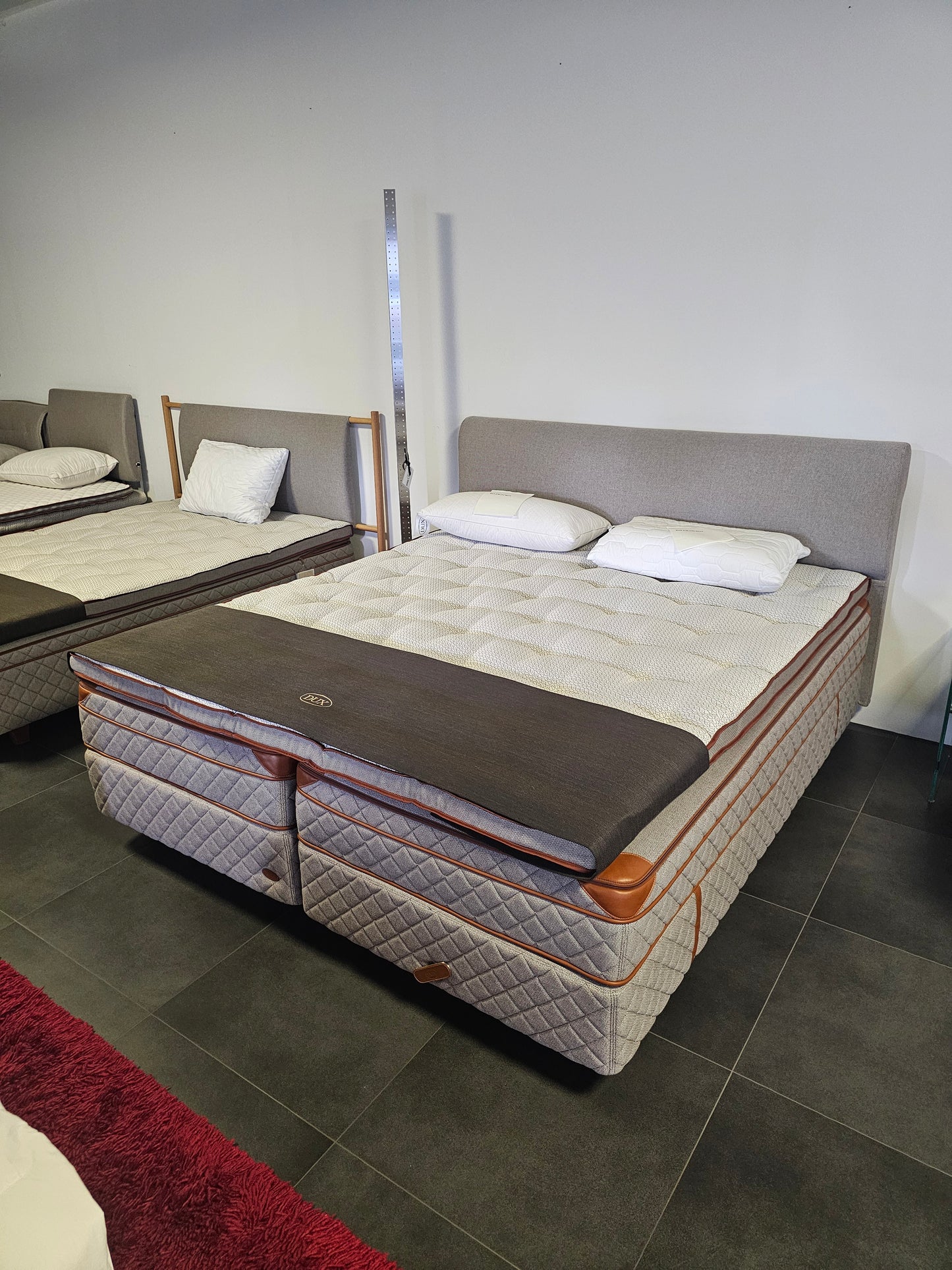 VERKAUFT DUX Bett 6006/8008 ab Ausstellung 30% Rabatt