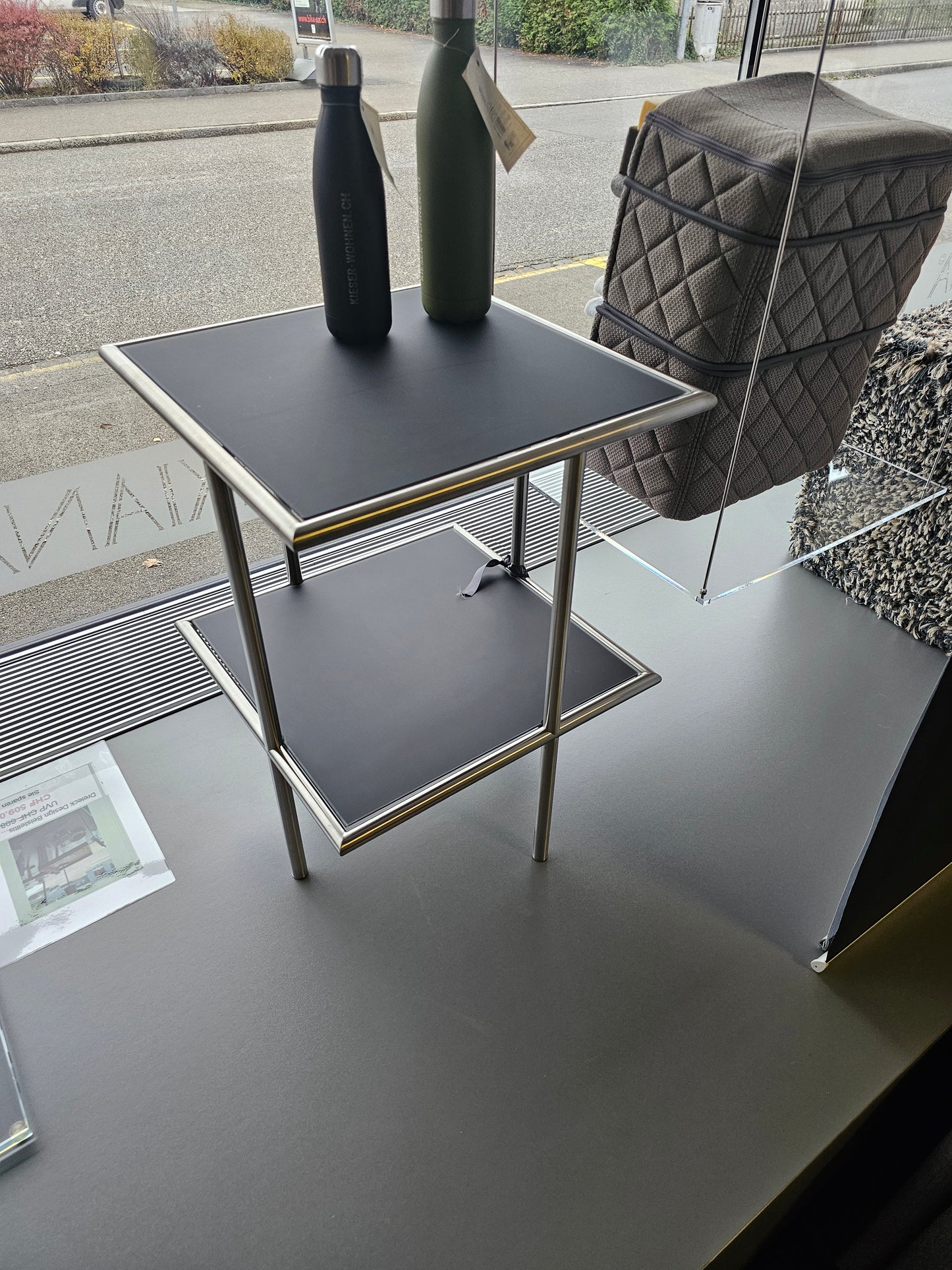 D-TEC U.F.O. 46 Beistell-Tisch ab Ausstellung