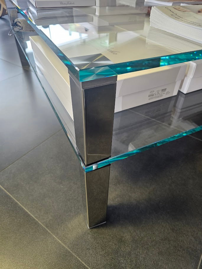 GLASCOUCHTISCH QUADRO DOUBLE Design von DREIECK DESIGN
